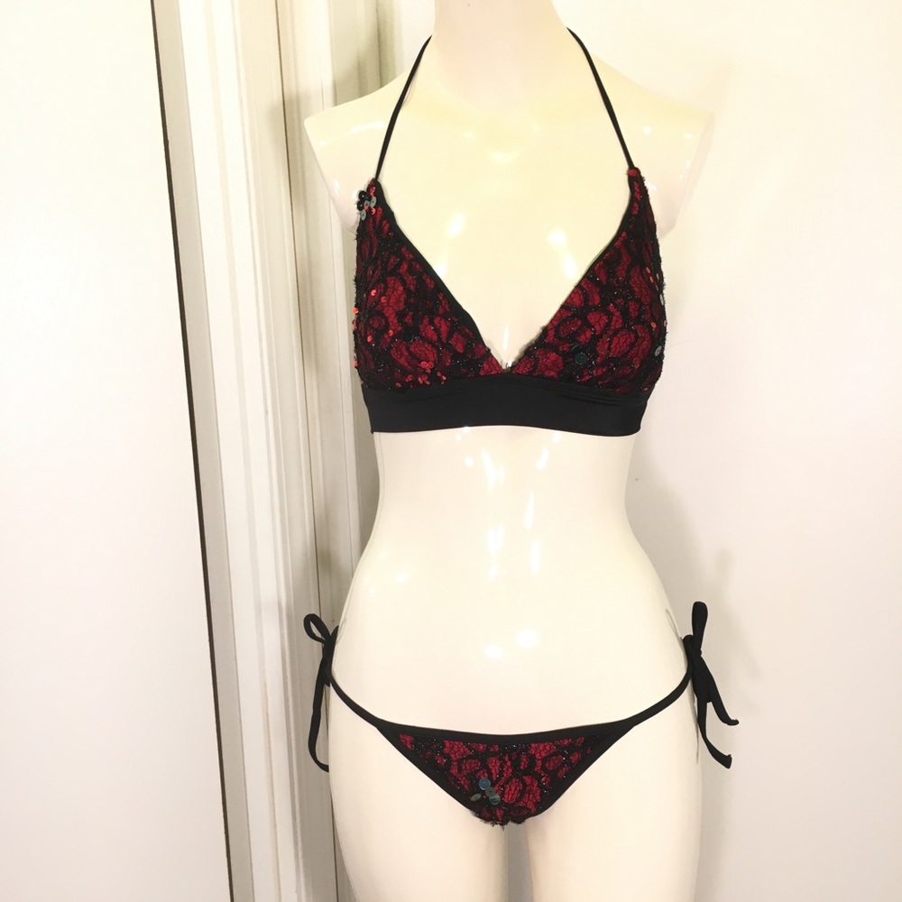 Sexy Fredrick’s of Hollywood String Bikini NWOT